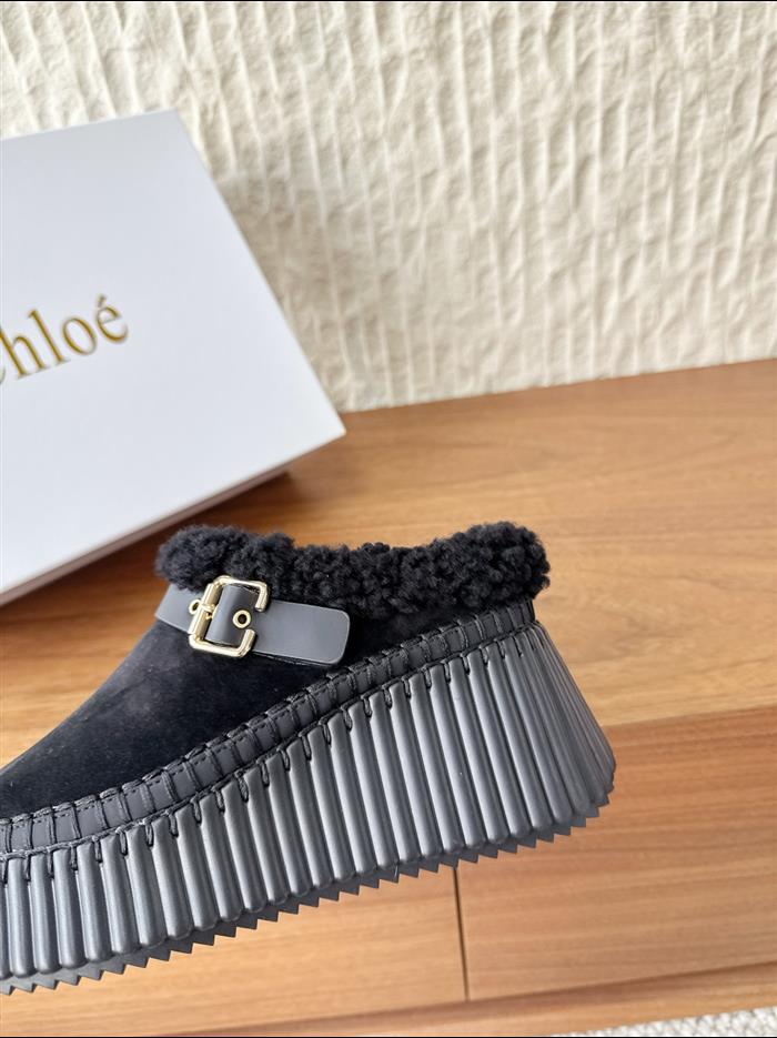 2025112816502663 340